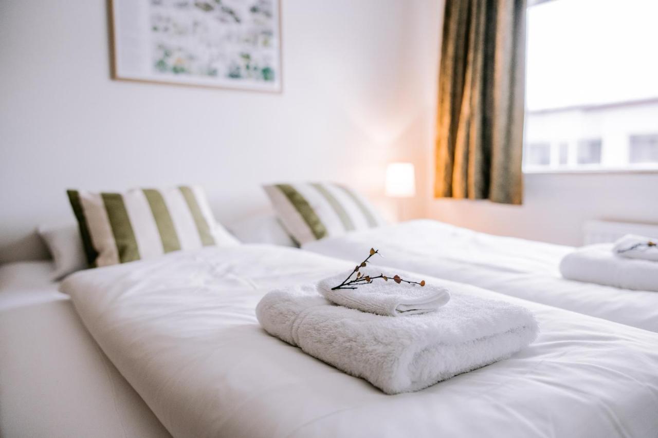 Elda Guesthouse Миватн Екстериор снимка