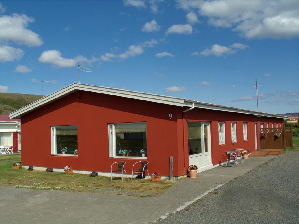Elda Guesthouse Миватн Екстериор снимка