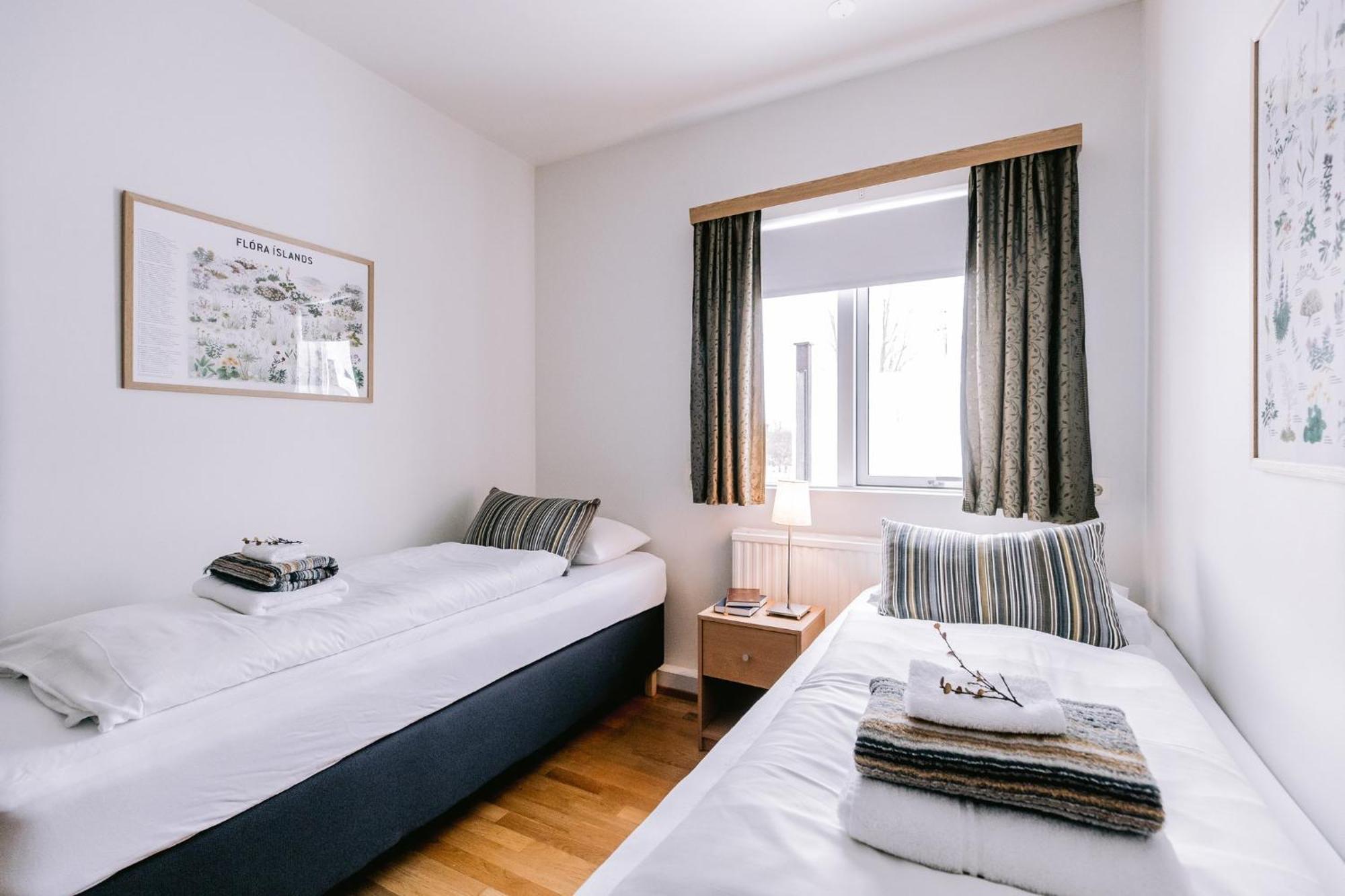 Elda Guesthouse Миватн Екстериор снимка