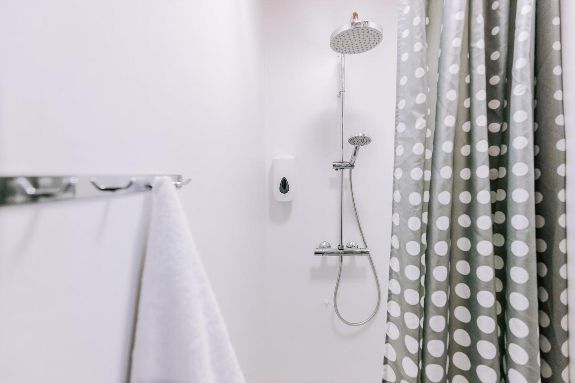 Elda Guesthouse Миватн Екстериор снимка