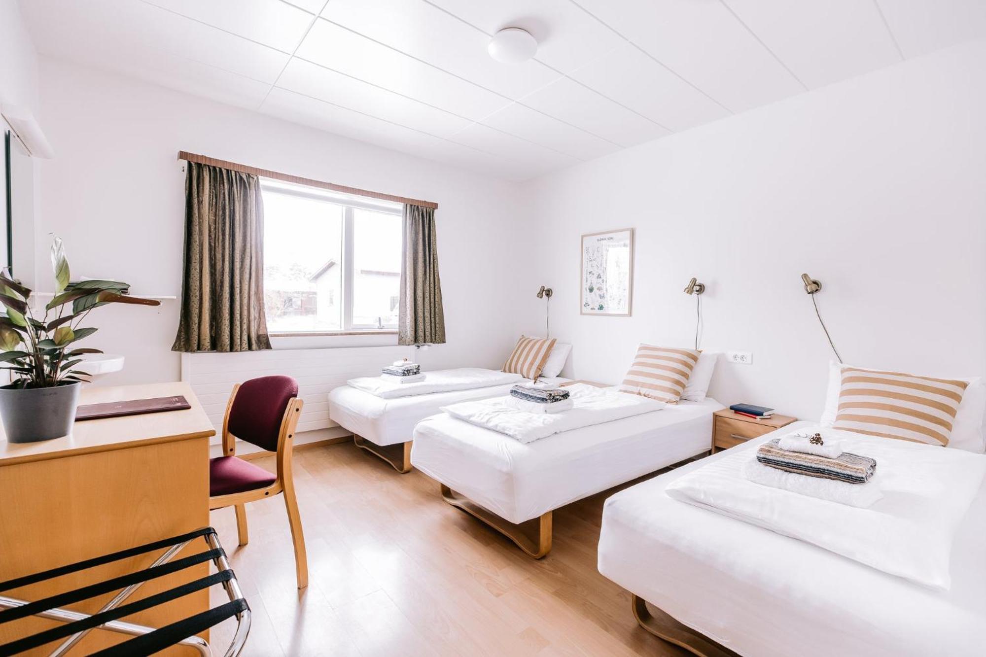 Elda Guesthouse Миватн Екстериор снимка