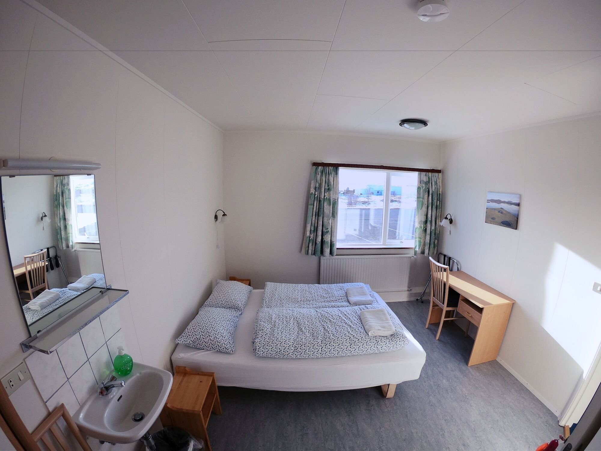 Elda Guesthouse Миватн Екстериор снимка